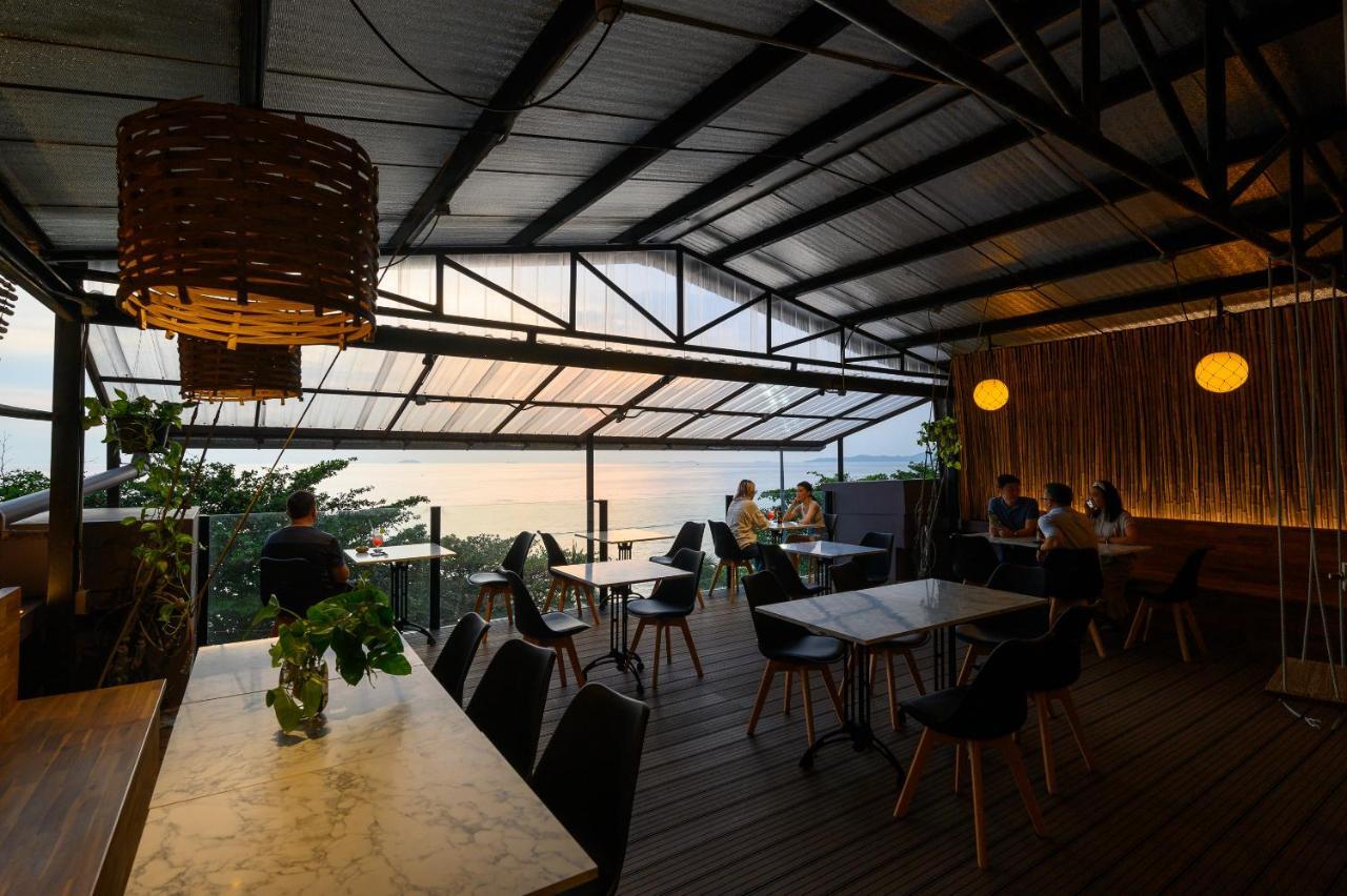Quarter 09 Beach Pattaya Exterior photo